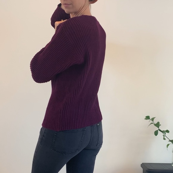 Eddie Bauer Knit Sweater - Picture 4 of 6